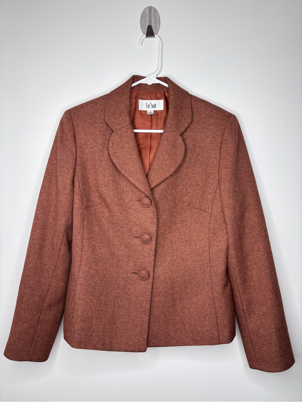 Le Suit 2 Piece Skirt Suit - Picture 3 of 12